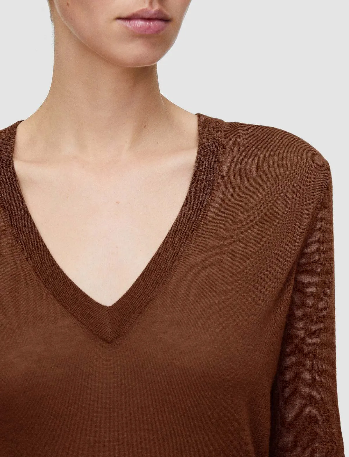 Cashair V-Neck Sweater - Mahogany