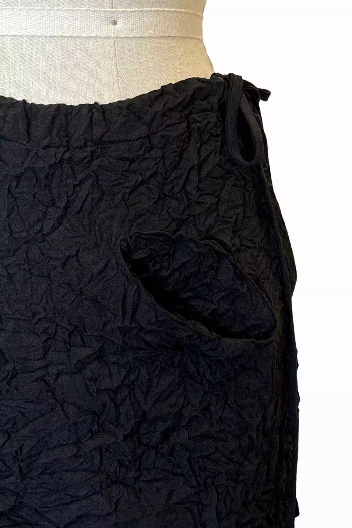 Moth Pencil Skirt | Black