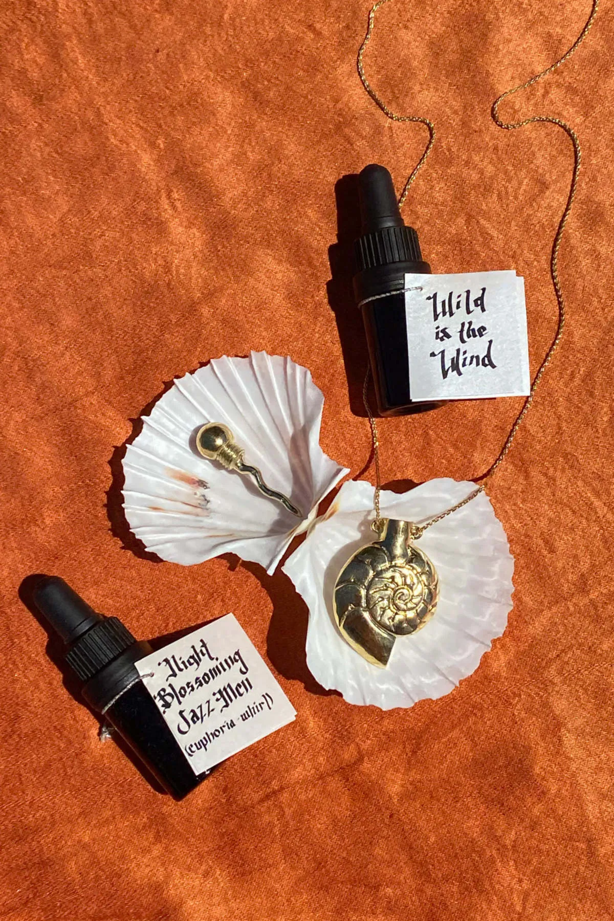 PERFUME OIL MEDALLIONS