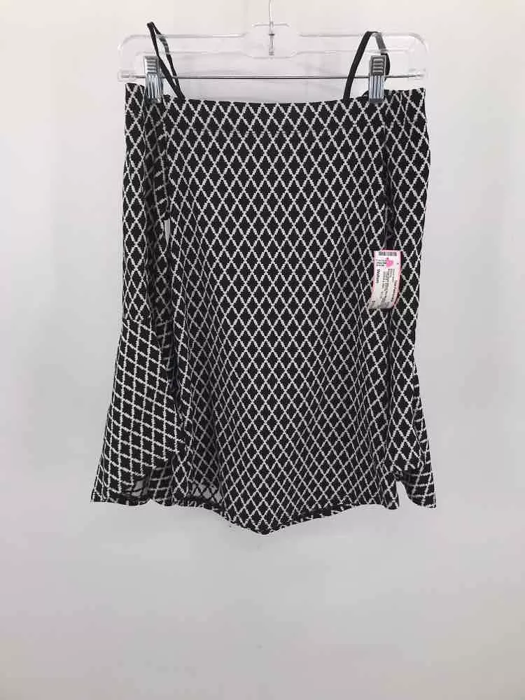 Pre-Owned Karen Kane Black Size Medium Printed Blouse