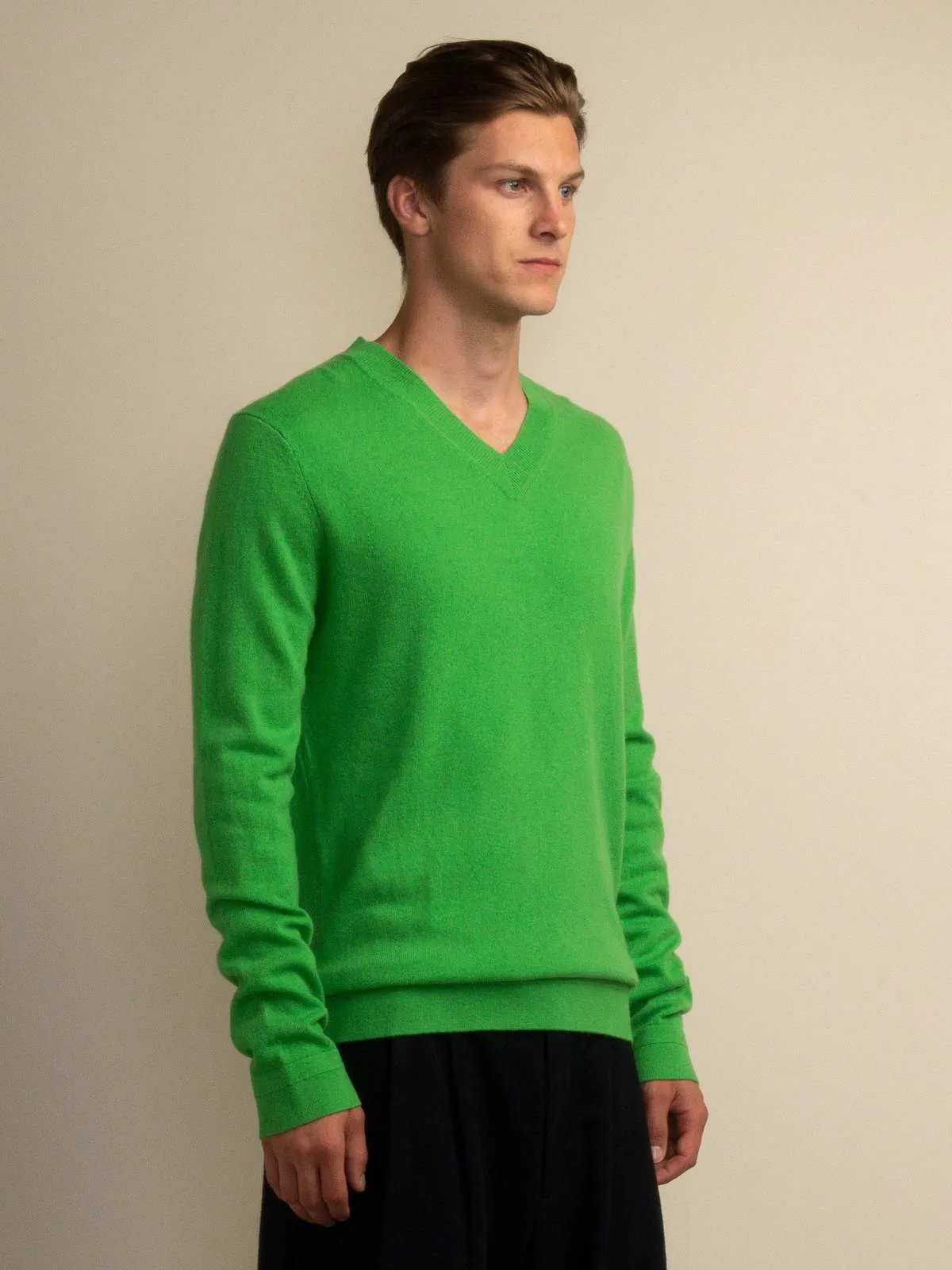 V Neck Sweater - Green