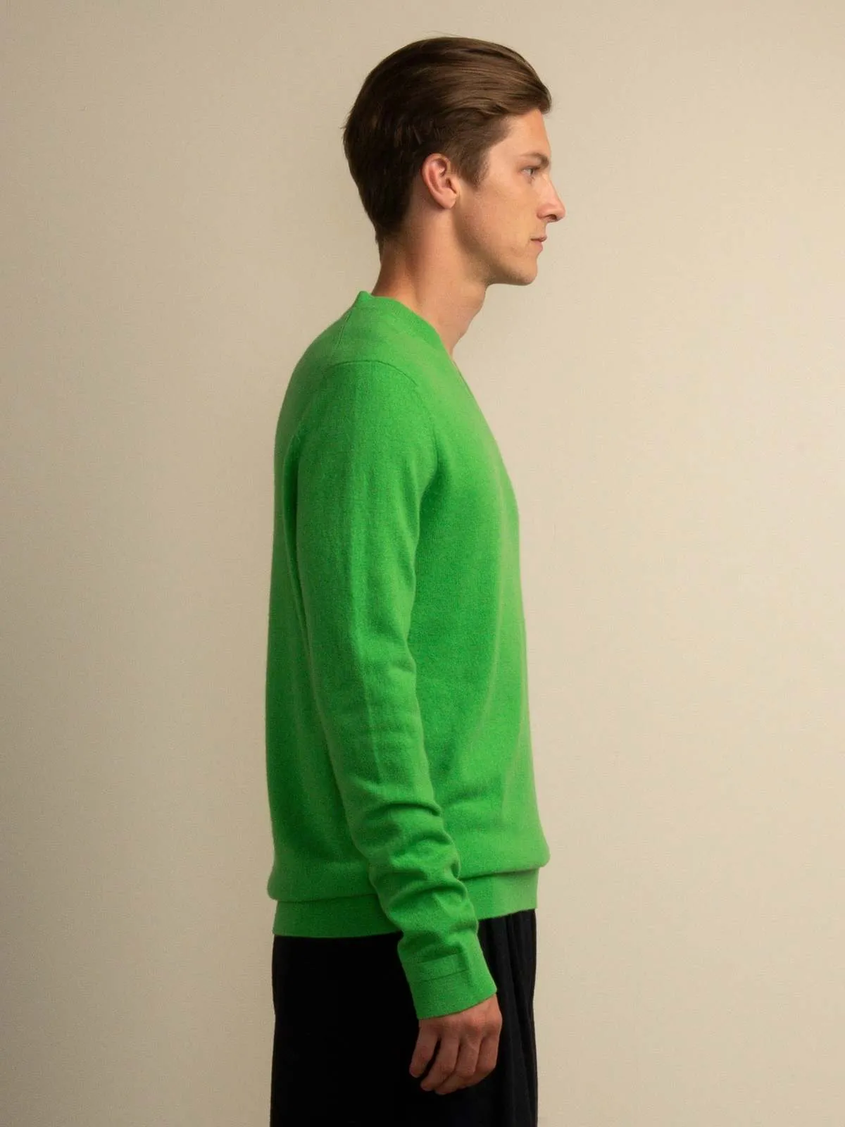 V Neck Sweater - Green